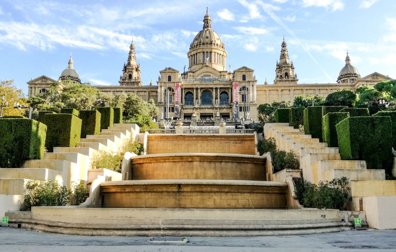 Barcelona Museum Welcomes Nudist Visitors for Statue Tour