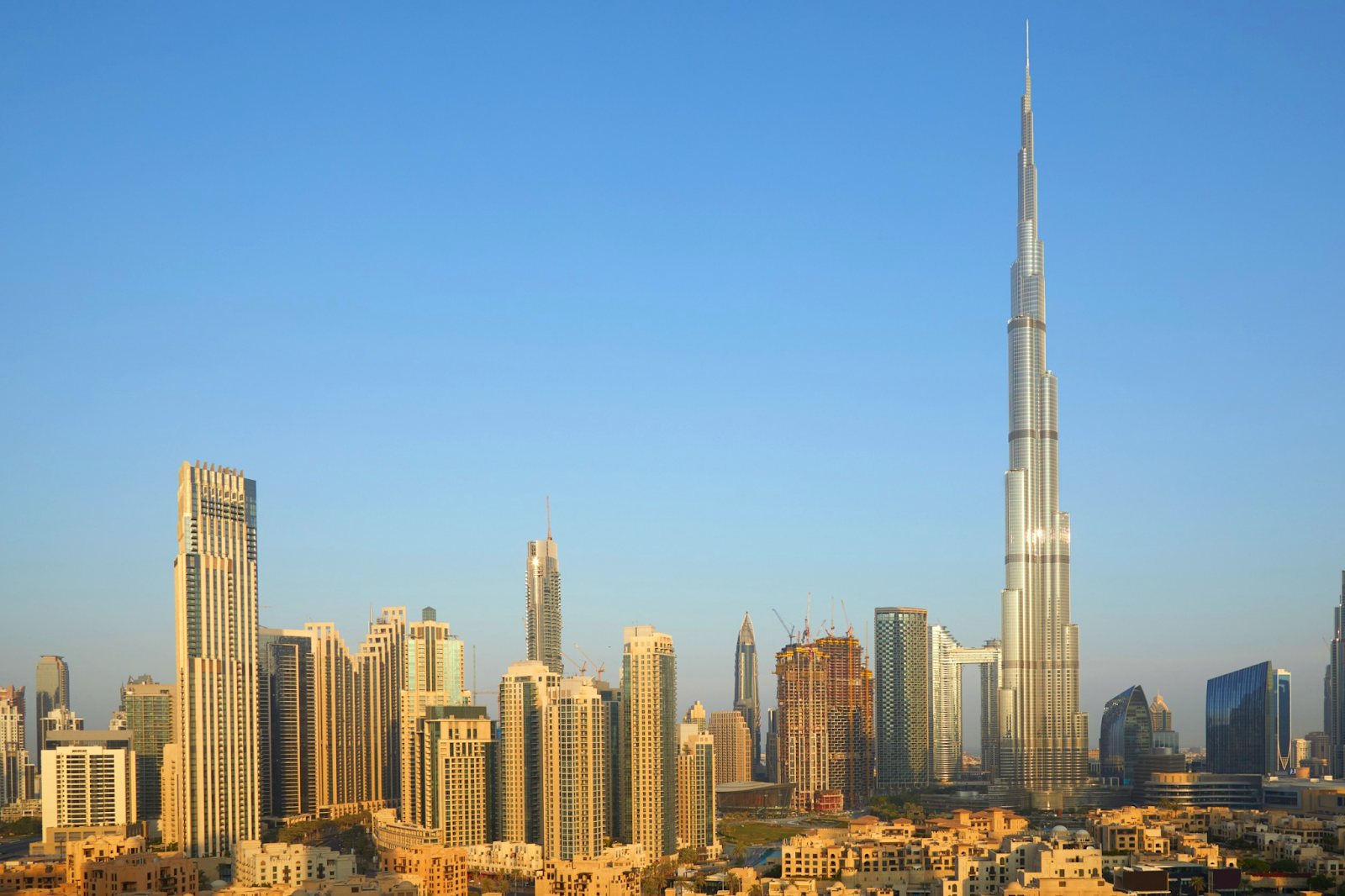 UAE Unveils New Golden Visa Requirements