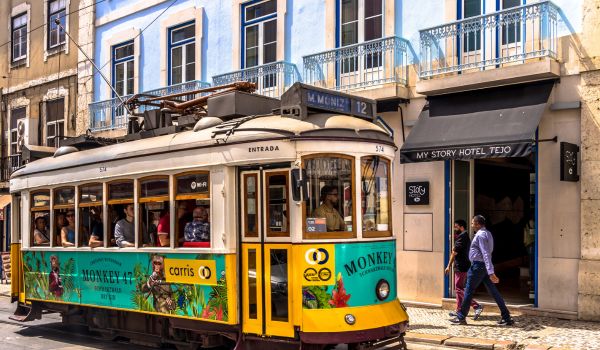 Top Destinations for Digital Nomads in Portugal: Where to Work and Explore